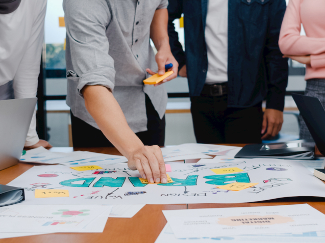 Marketing Agency vs Freelancer: Which Is Right for Your Business in 2026?